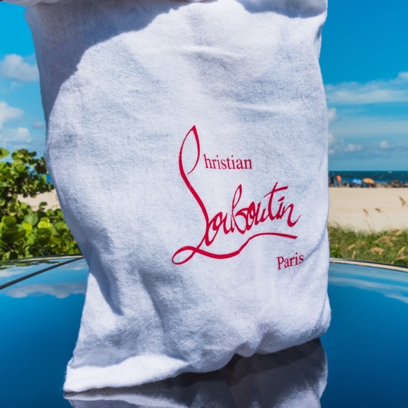 Christian Louboutin Louis junior spike vinyl low trainers - Picture 4 of 10